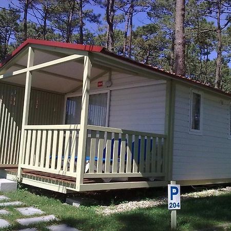 Parque De Campismo Orbitur Valado Otel Nazaré Oda fotoğraf