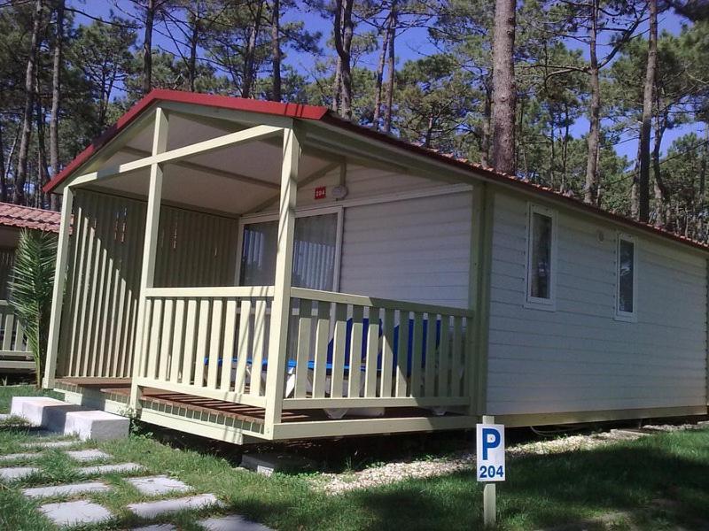 Parque De Campismo Orbitur Valado Otel Nazaré Oda fotoğraf